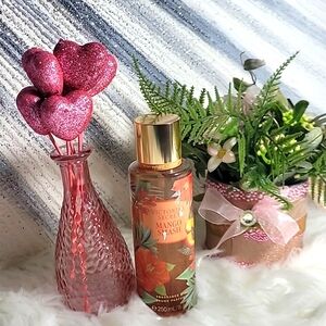 VICTORIA'S SECRET Mist Parfumee Mango Smash 8.4  fl oz